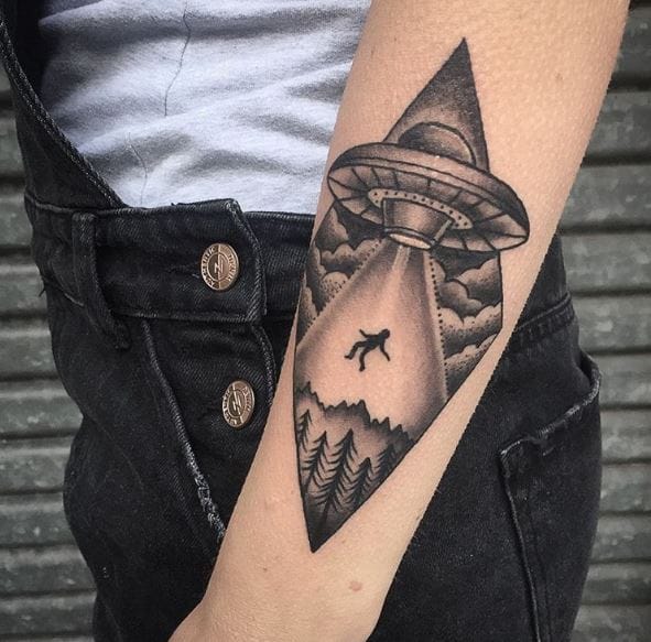 50+ Alien UFO Tattoos For Men (2023)