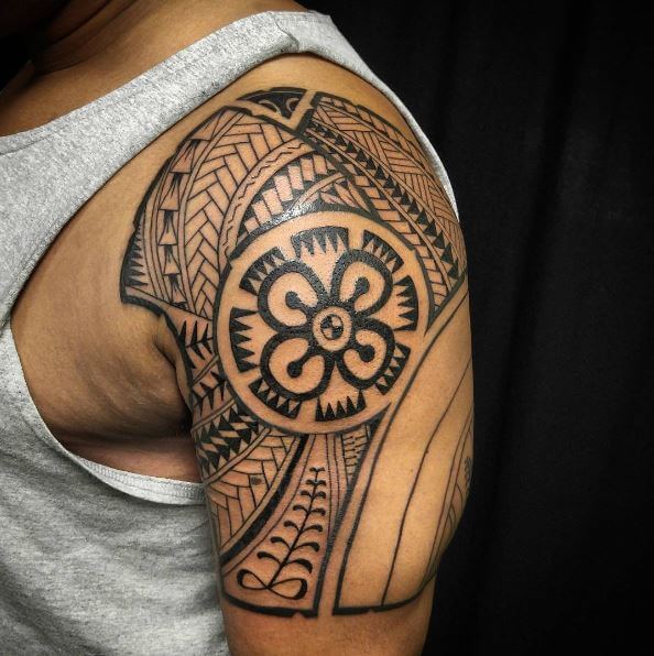 Awesome African Tattoos Design On Biceps
