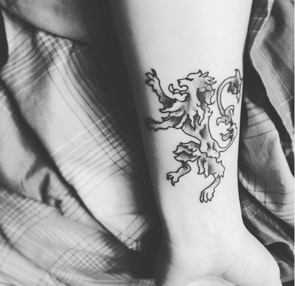 Game Of Thrones The Golden Lion Tattoos Design On Legs