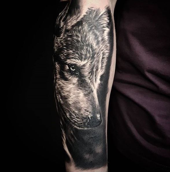 Game Of Thrones Wolf Tattoos Design On Hands