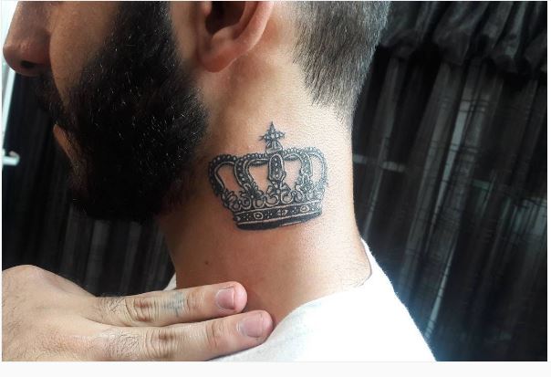 150+ Images of King Tattoos for Men (2023) Designs with Crown & Hearts