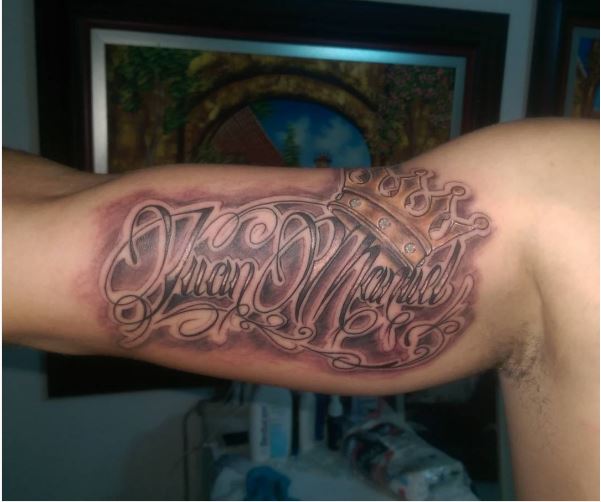 King Tattoos Design On Biceps