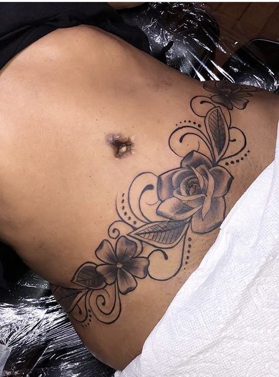 Belly Button Tattoos For Females (4)