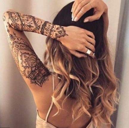Belly Button Tattoos For Females (76)