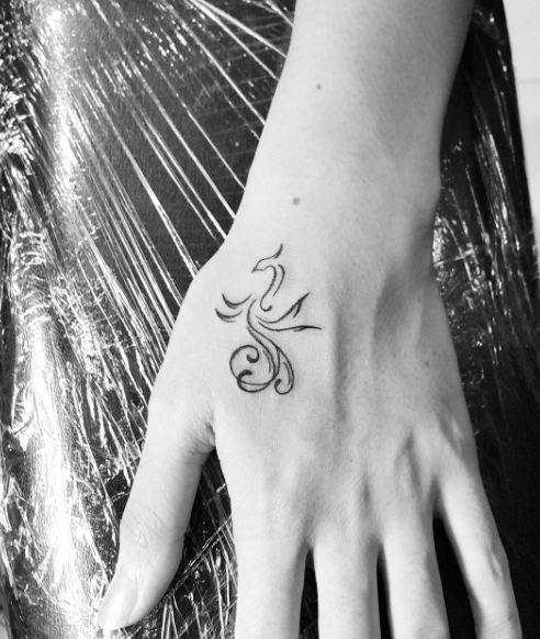 Phoenix Feminine Tattoos On Hand