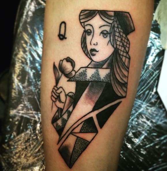 Nice Queen Tattoos Design And Ideas