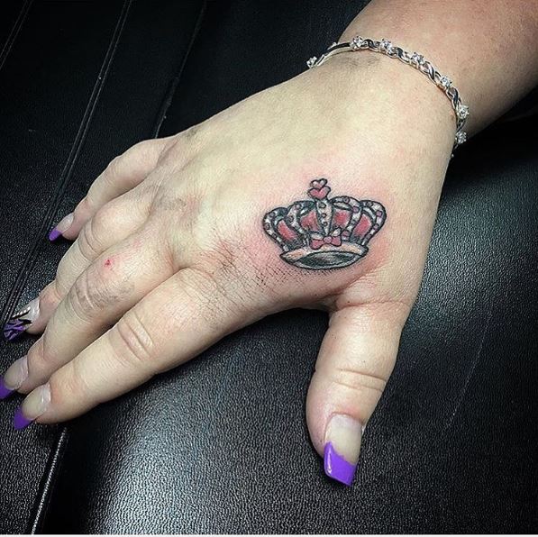 Queen Tattoos Design On Hands