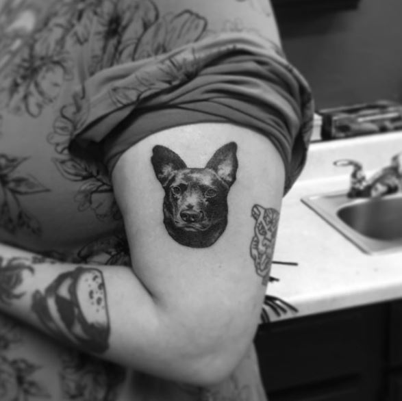 Small Face Dog Tattoos Design