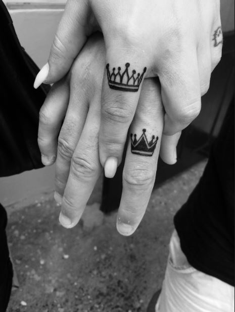 Crown Tattoos On Finger