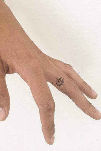 Feather Tattoo On Finger (10)
