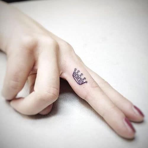 Feather Tattoo On Finger (9)