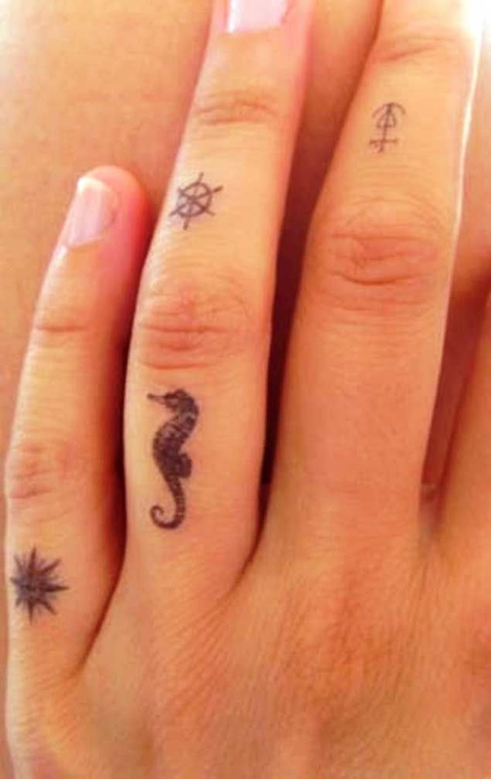 Girl Finger Tattoo Ideas (1)