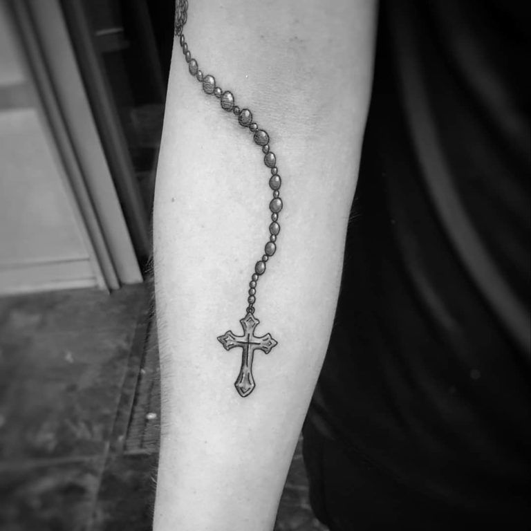 Pictures Of Crosses Tattoo (4)