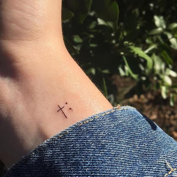 Pictures Of Crosses Tattoo (9)