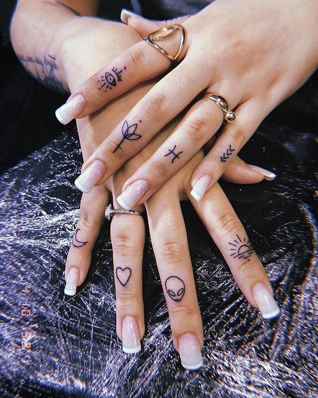 Tattoos On Inside Of Fingers (4)