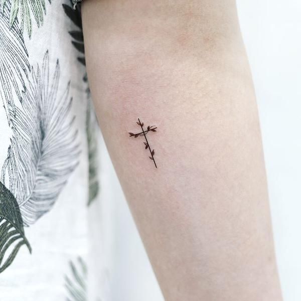 Upper Back Cross Tattoos (11)