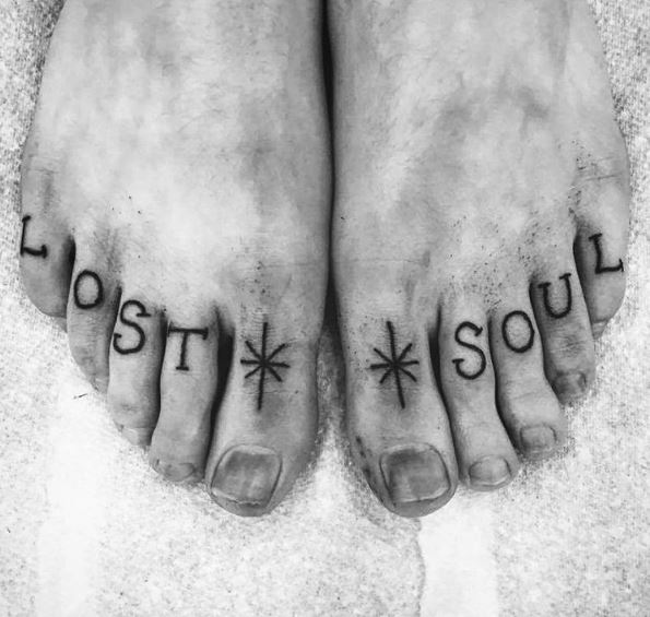 Latest New Toes Tattoos Design And Ideas