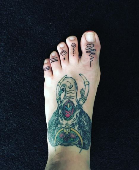 Most Popular Toe Tattoos Design And Ideas