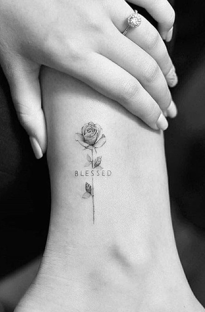 Black And White Rose Tattoos (10)