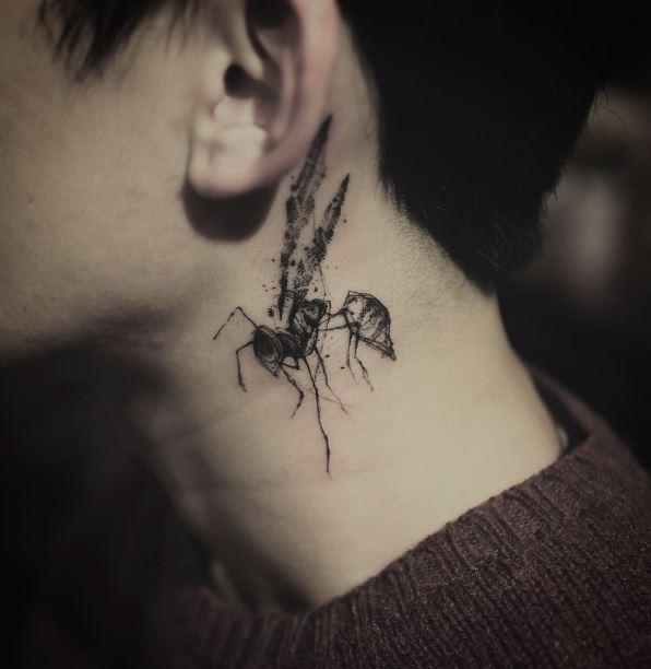 Cool Wasp Tattoo On Neck