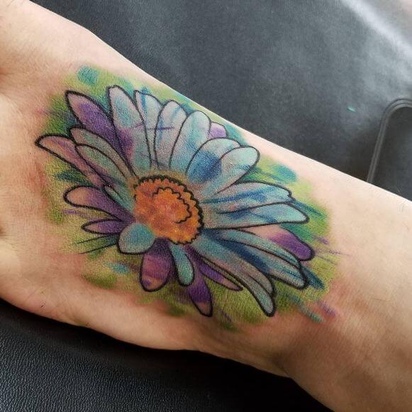 Cool Watercolor Daisy Tattoos