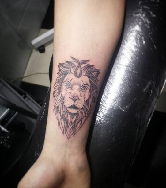 Lion Tattoos On Arm