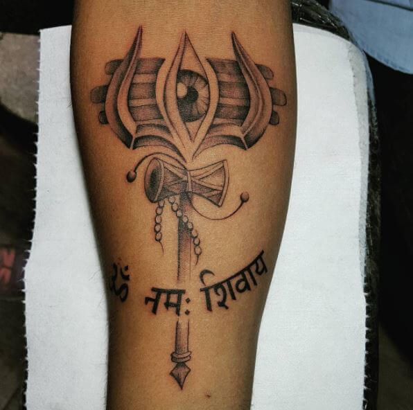 Shiva Trishul Tattoos Design On Calf