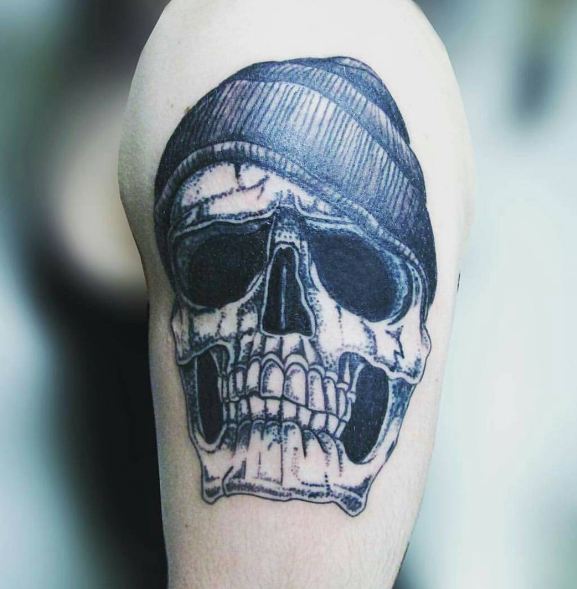 Skull Quarter Sleeve Tattoos