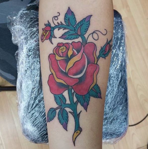 Traditional Rose Tattoos