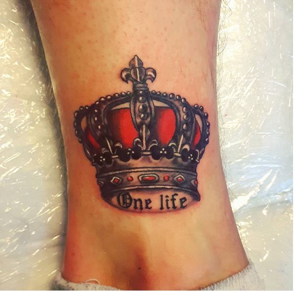 Crown Tattoos Design On Ankle