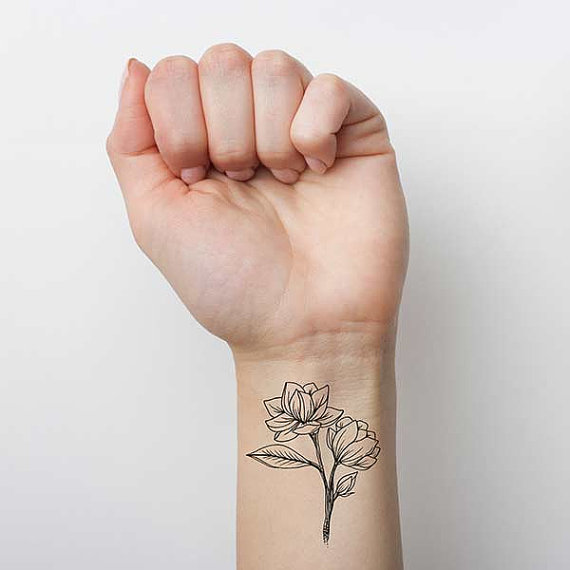 Female Wrist Tattoo Ideas Small Designs (115)