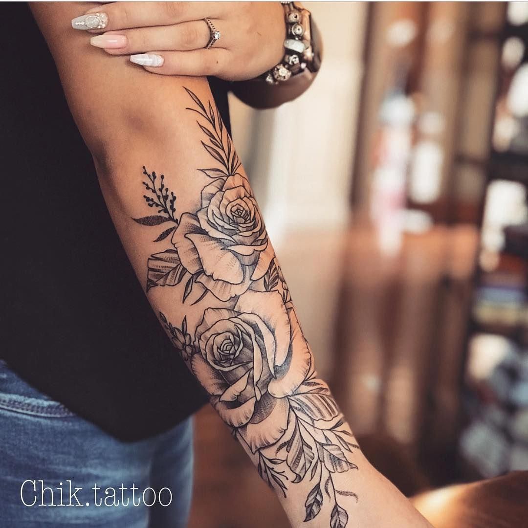 Female Wrist Tattoo Ideas Small Designs (119)