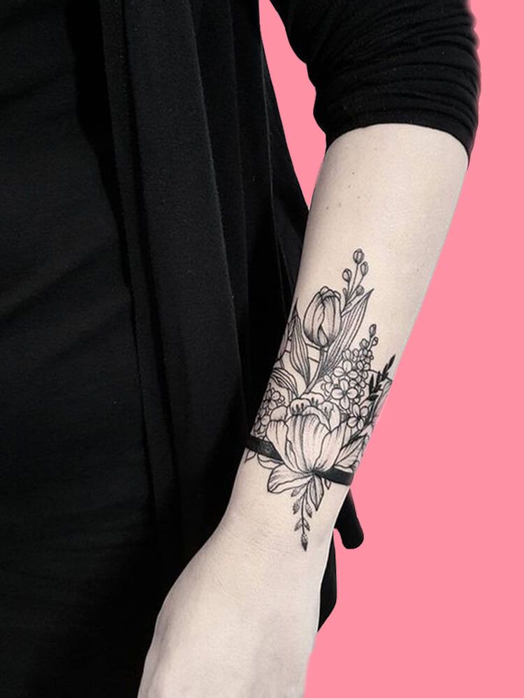 Female Wrist Tattoo Ideas Small Designs (134)