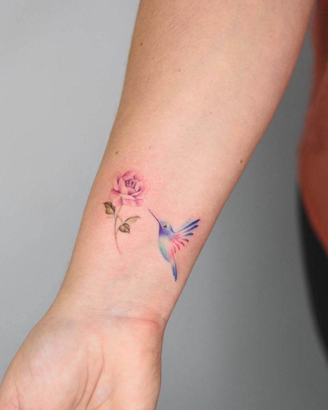 Female Wrist Tattoo Ideas Small Designs (25)
