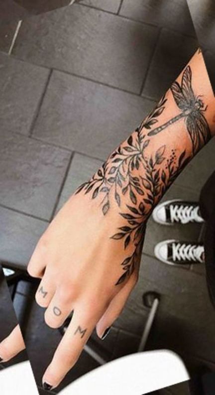 Female Wrist Tattoo Ideas Small Designs (38)