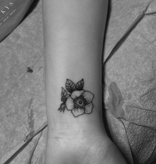Wrist Flowers Tattoos