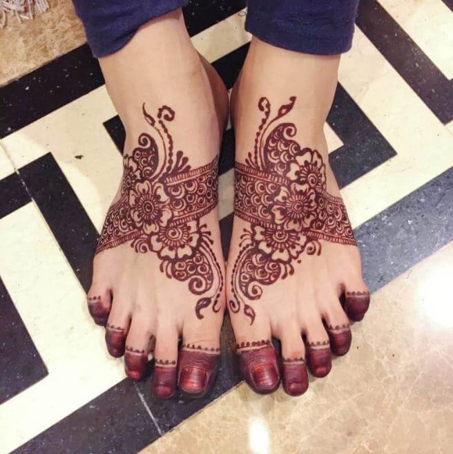 pakistani mehndi designs for feet