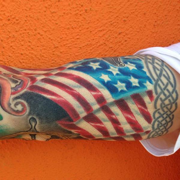 17160916 American Flag Tattoos