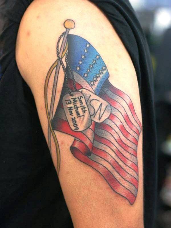 21160916 American Flag Tattoos