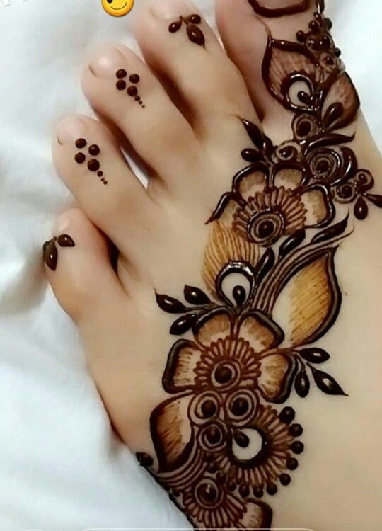 Back Henna Tattoo (6)