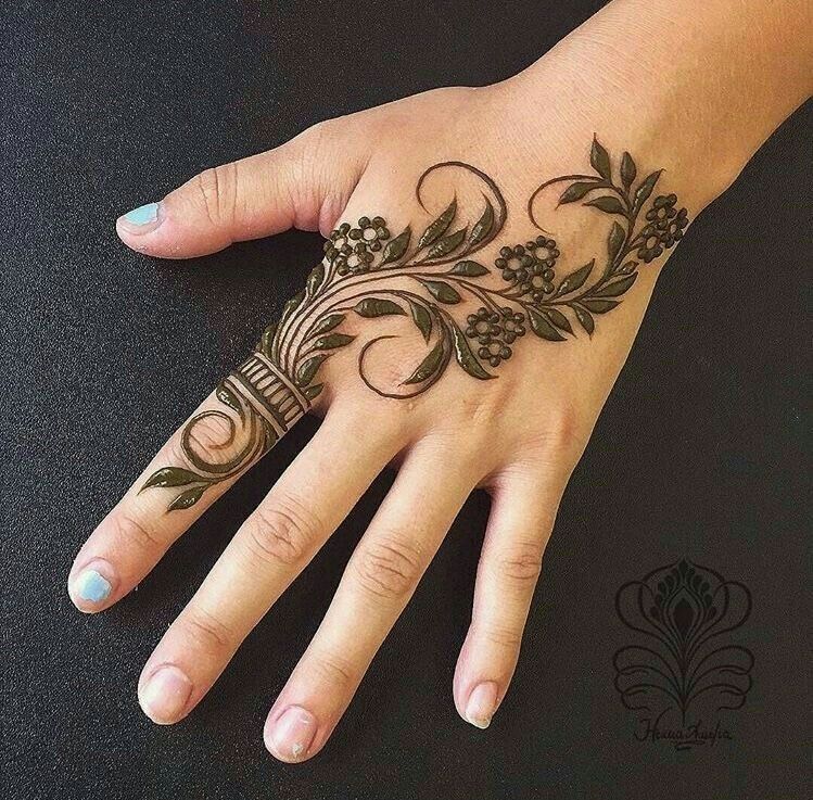 Henna Hand Designs Meanings (3)