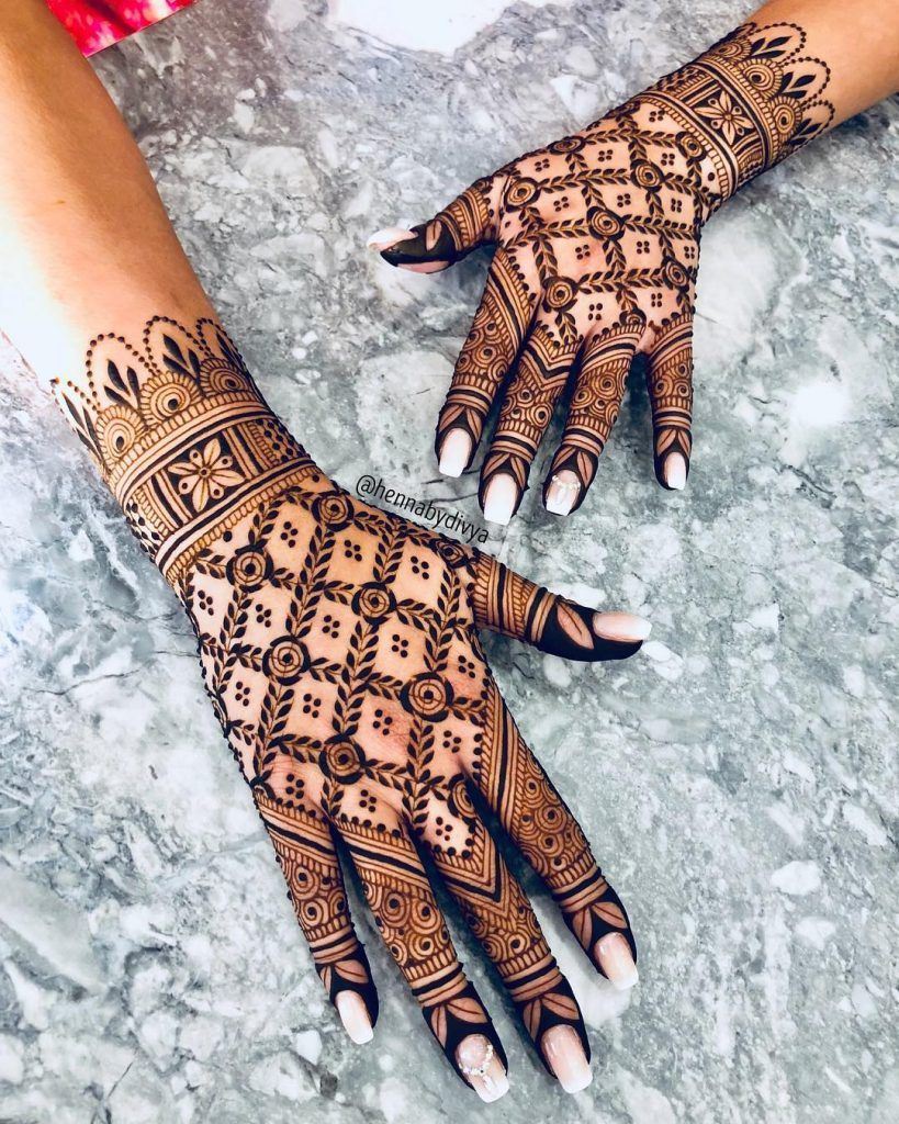 Simple Mehndi Designs For Front Hands (5)