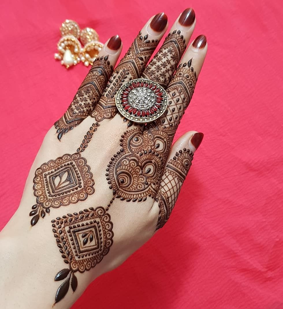 Traditional Henna Designs (1)