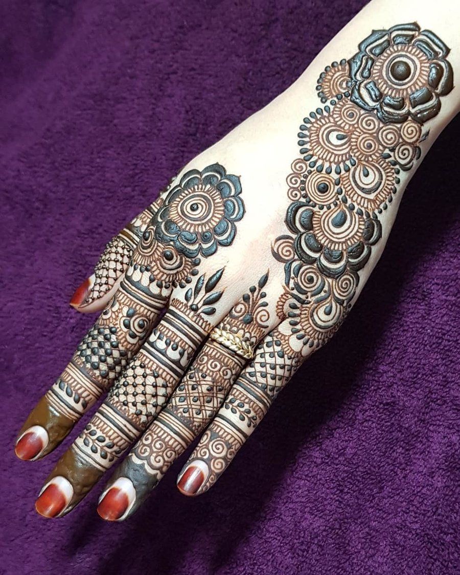 Traditional Henna Designs (5)