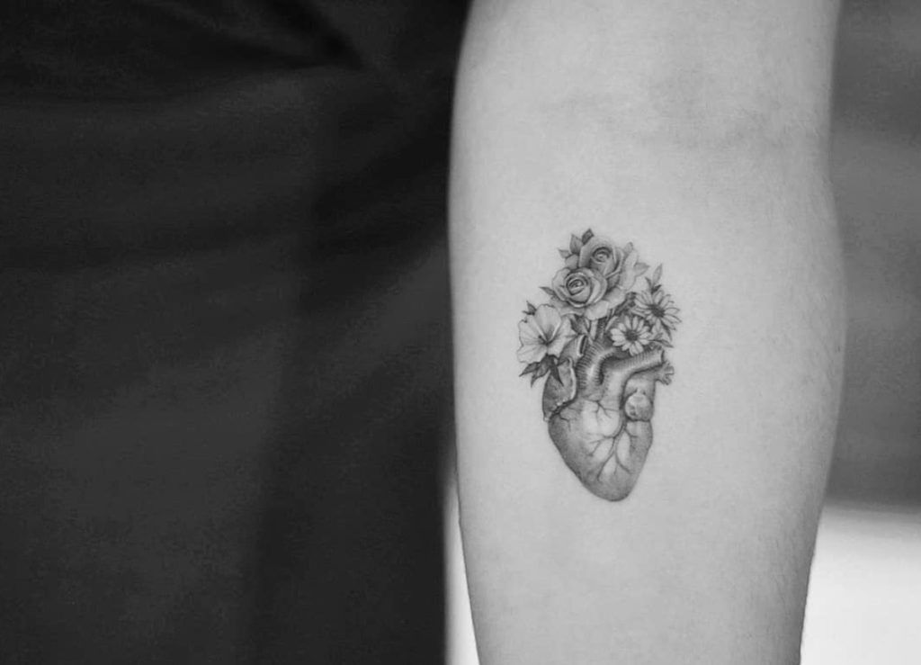 Anatomical Heart Tattoo Designs For Guys With Meaning (100)