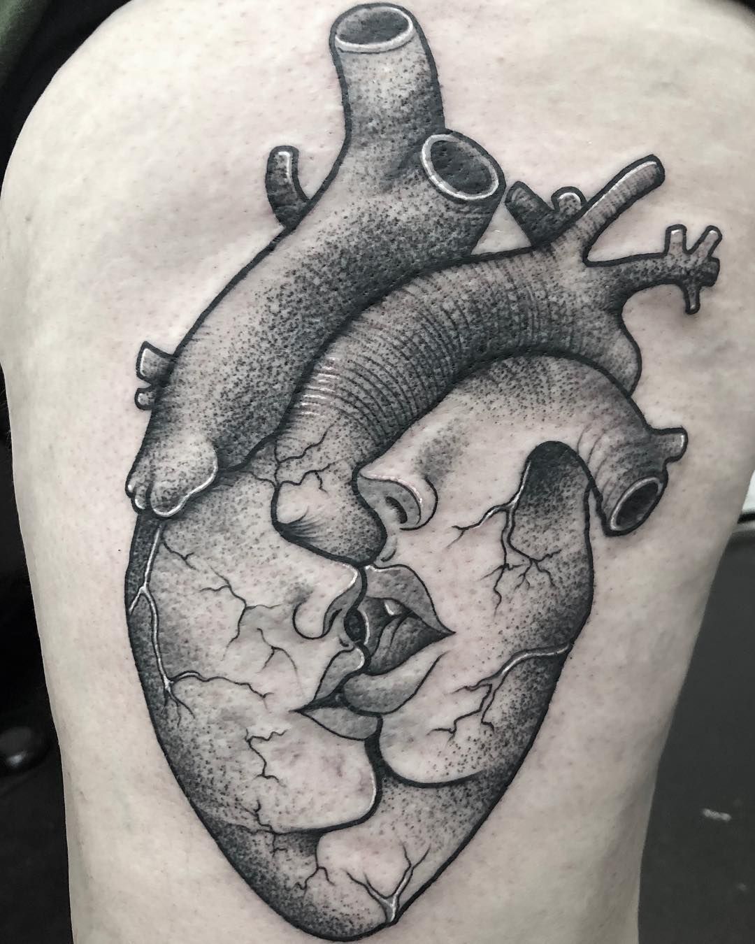 Anatomical Heart Tattoo Designs For Guys With Meaning (20)