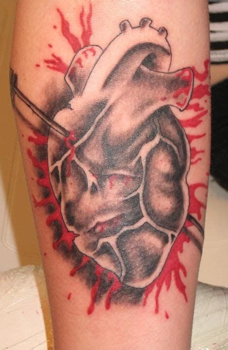 Anatomical Heart Tattoo Designs For Guys With Meaning (21)