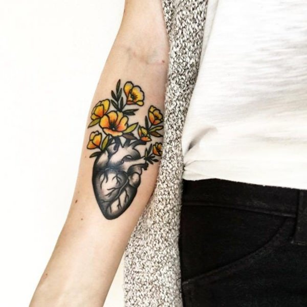 Anatomical Heart Tattoo Designs For Guys With Meaning (6)