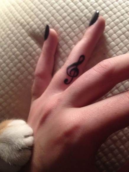 Treble Clef Tattoo Wrist (5)