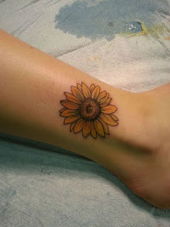 Sunflower Tattoo Designs Pictures (17)
